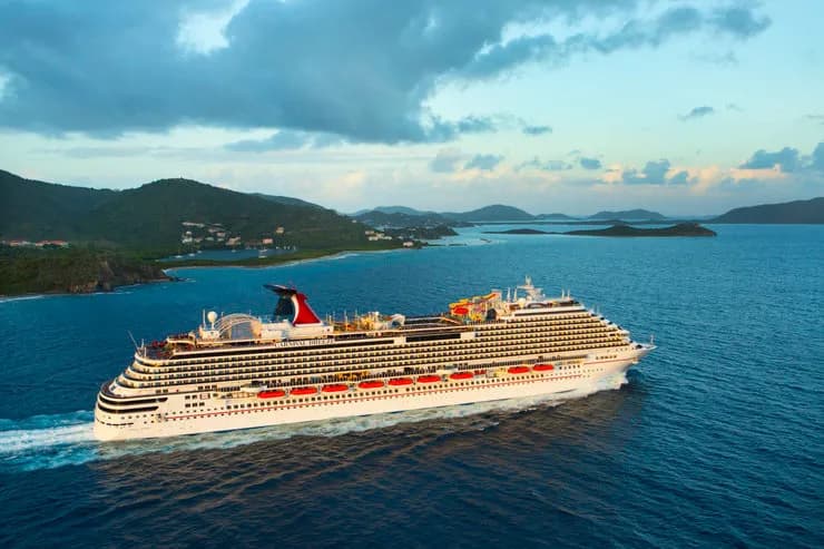 Carnival Breeze