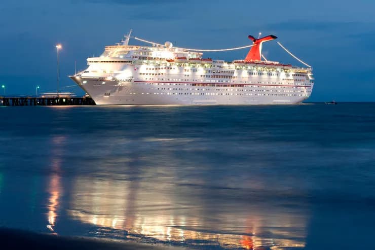 Carnival Paradise