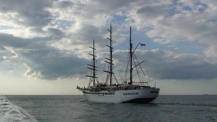 Sea Cloud II