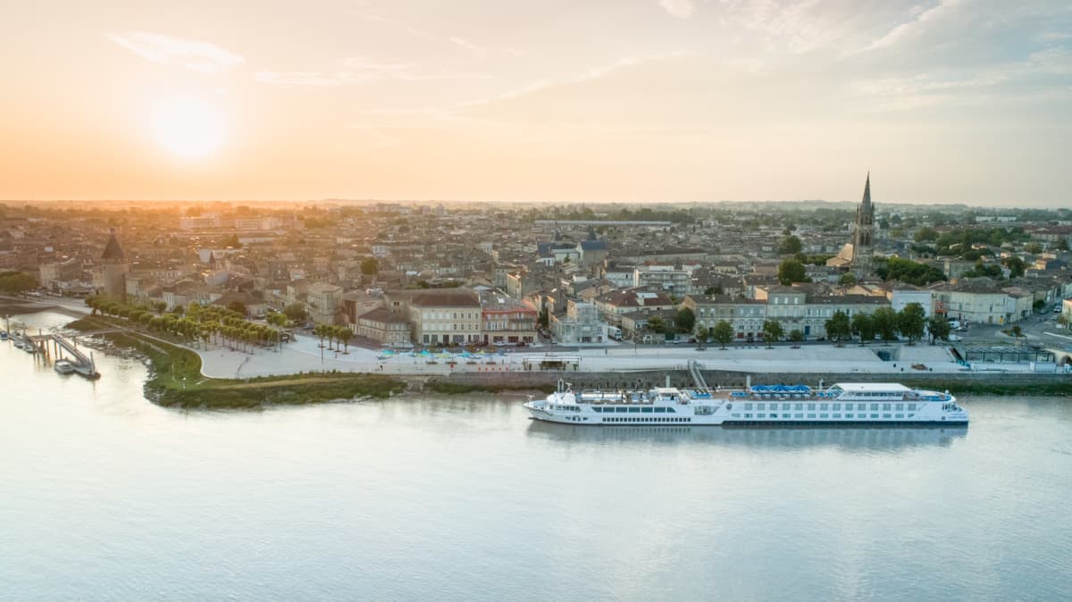 S.S. Bon Voyage