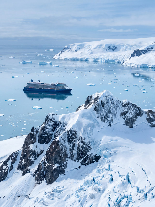 Celebrity Cruises in Antartide