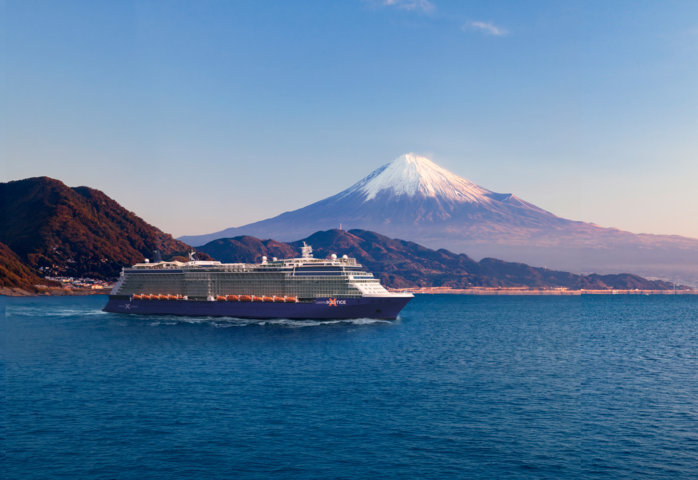 Celebrity Cruises in Giappone