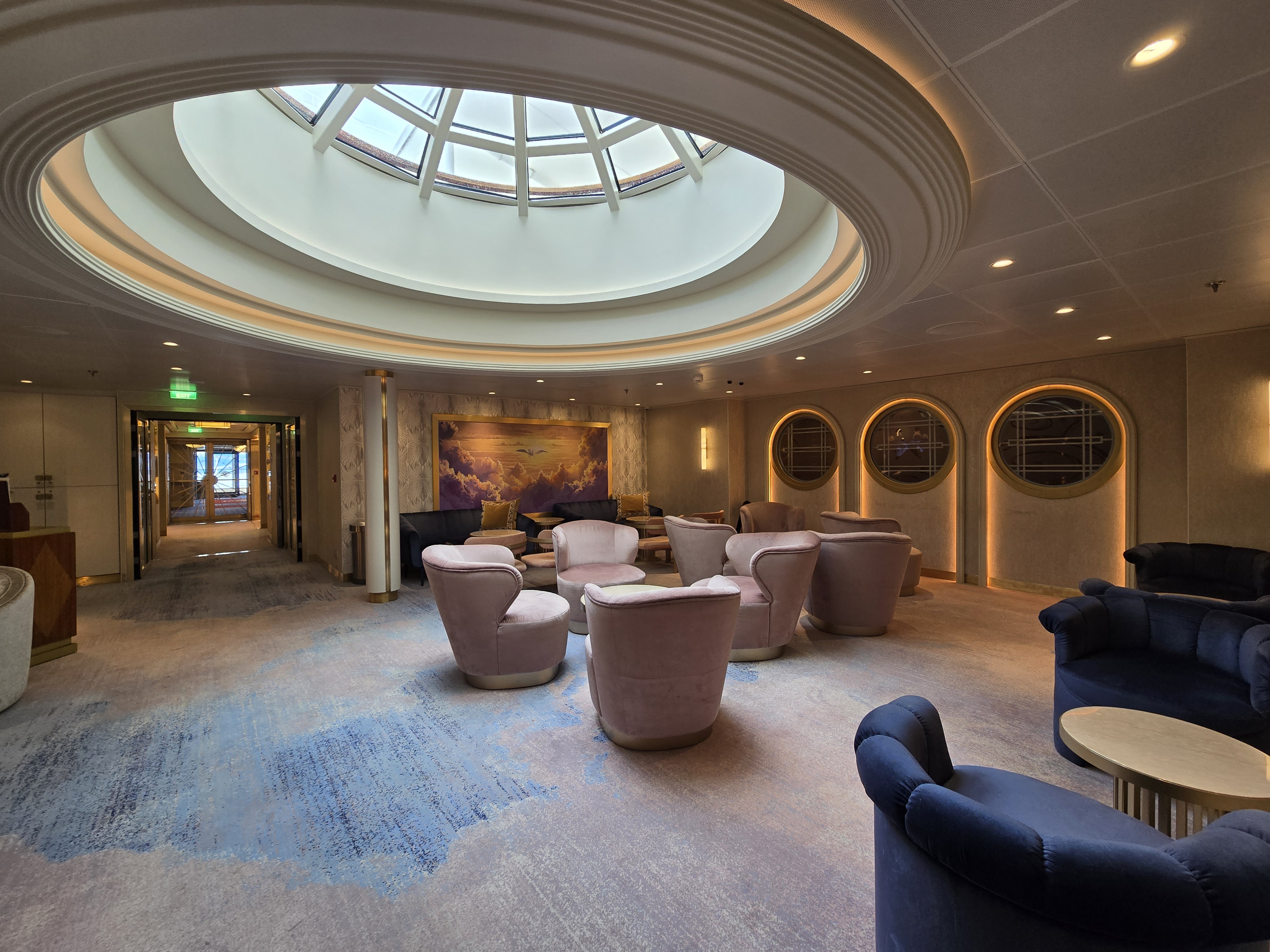 Concierge Lounge