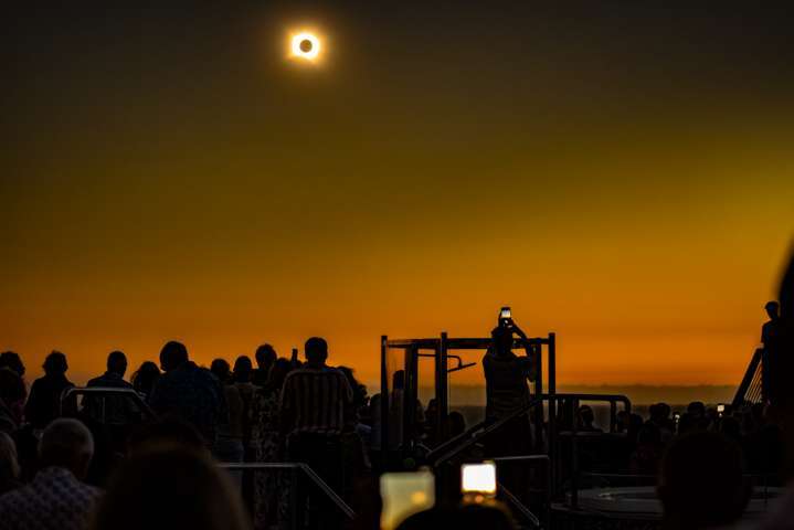 Cunard_Solar Eclipse