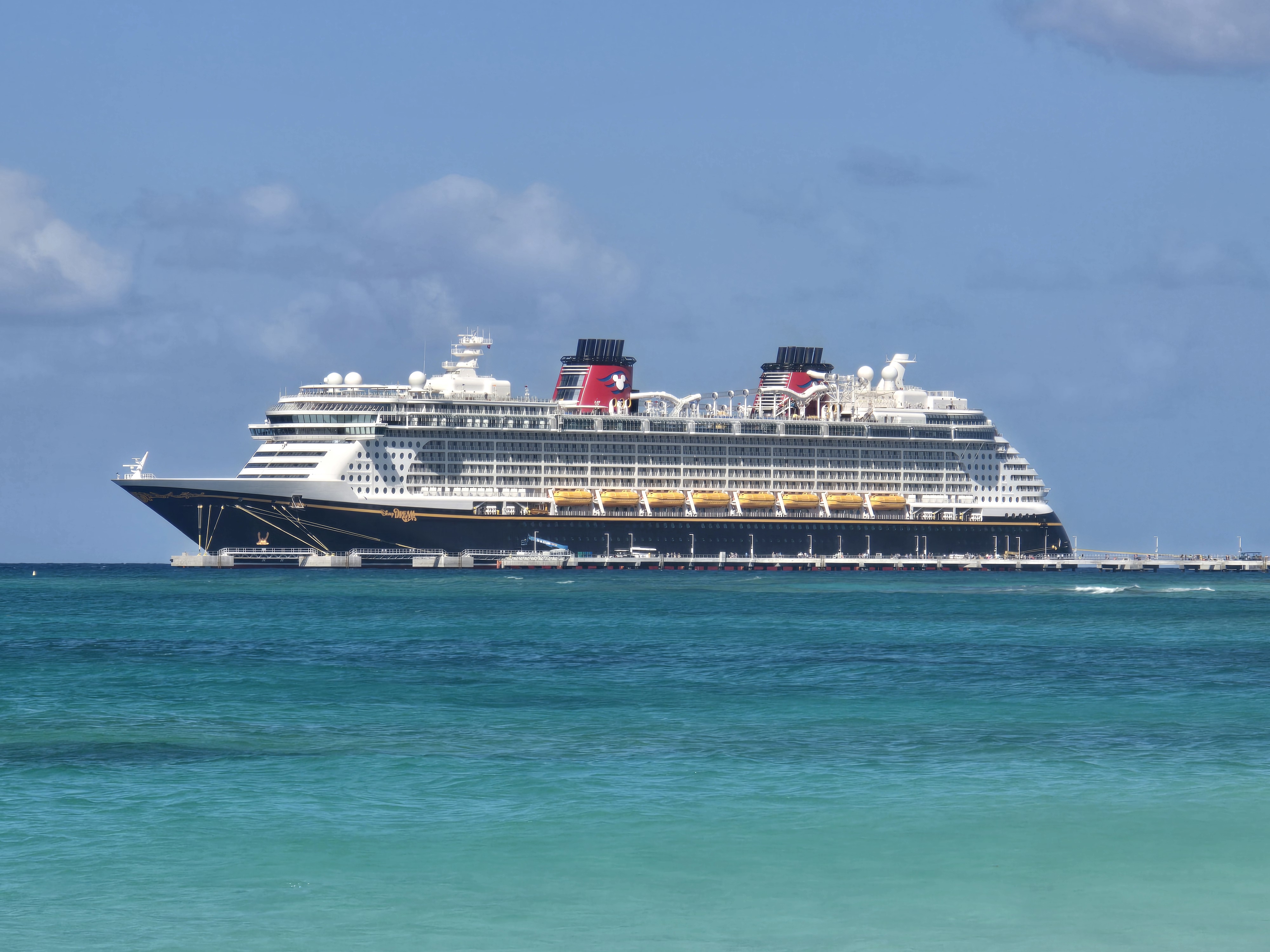 Disney Dream at Lookout Cay at Lighthouse Point