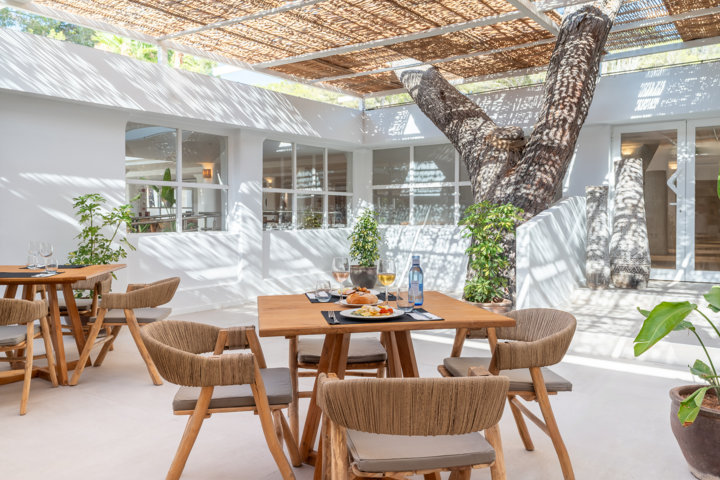 FERGUS Style Punta Arabi – Restaurant Caramull