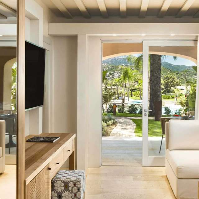 Garden view Junior Suite