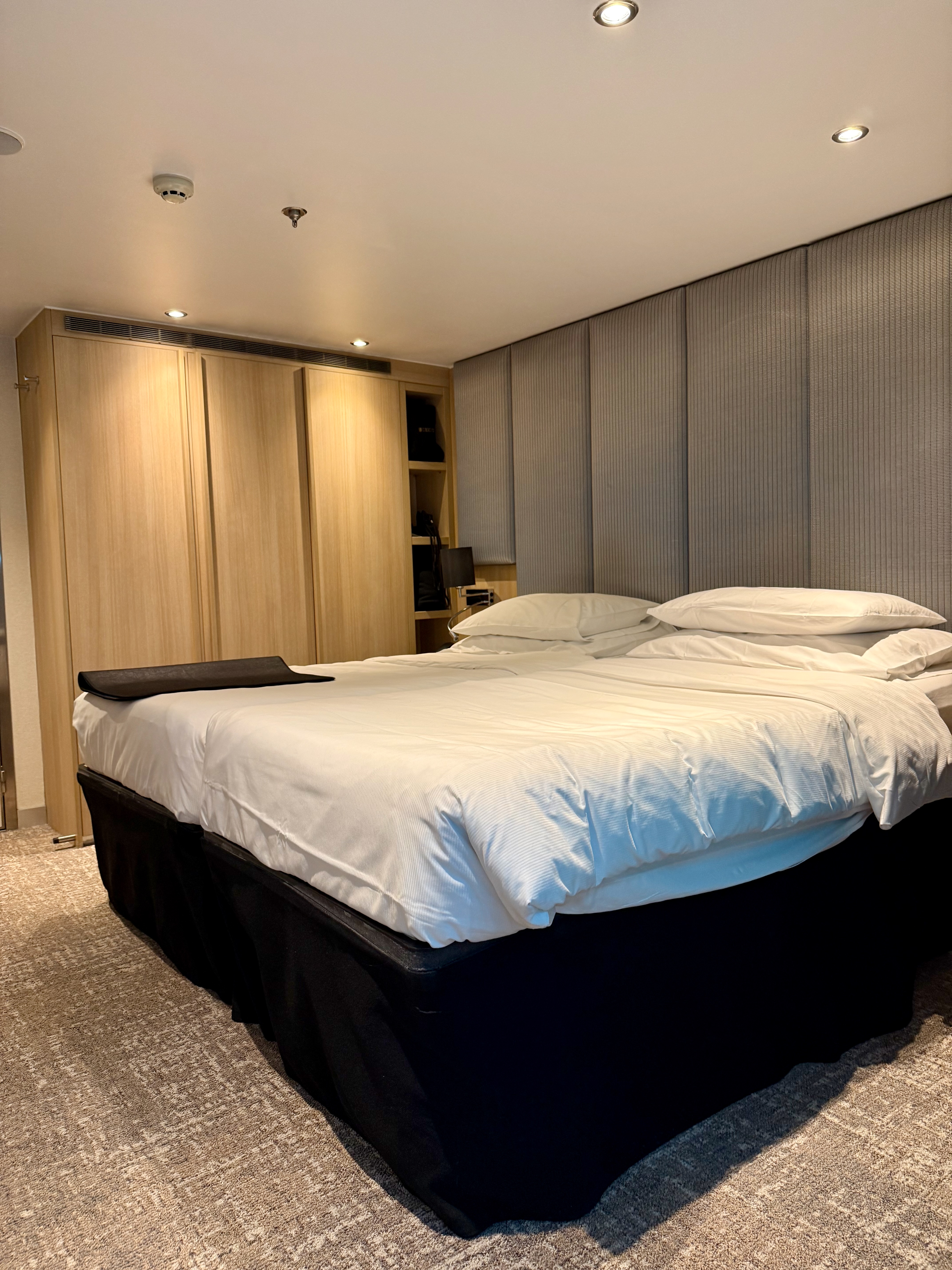 Scenic Pearl Suite