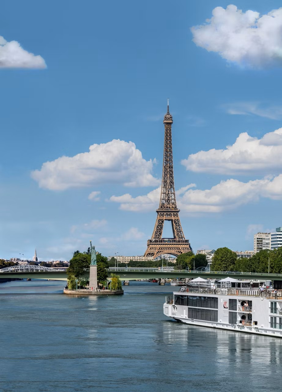 Viking-Schiff auf der Seine
