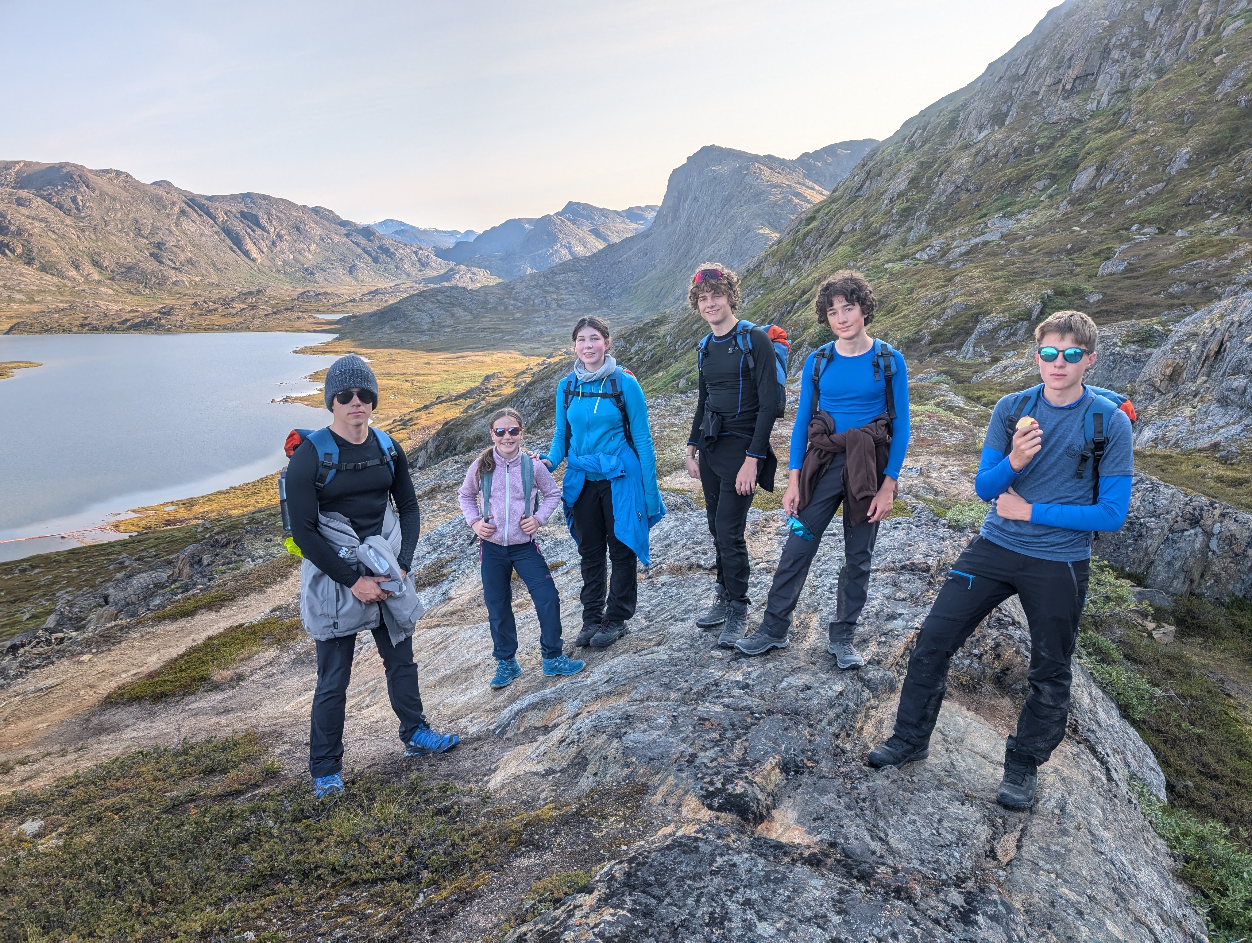 Instead of dry theory, expedition routes offer discoveries to be experienced