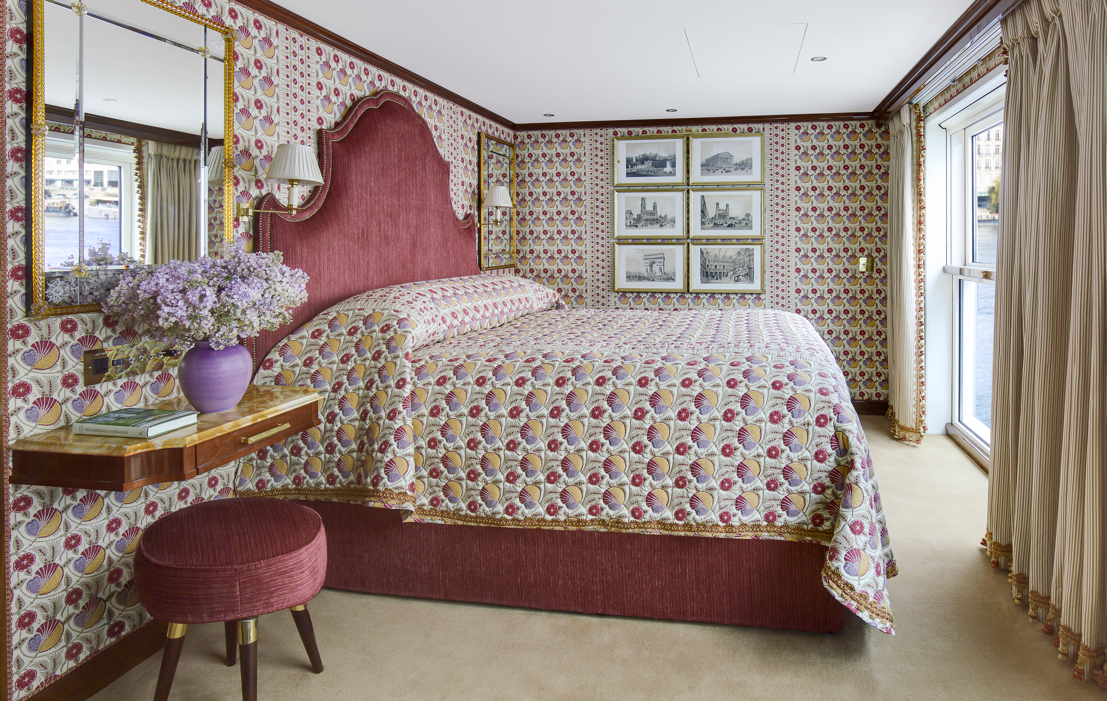 S.S. Joie de Vivre Grand Suite