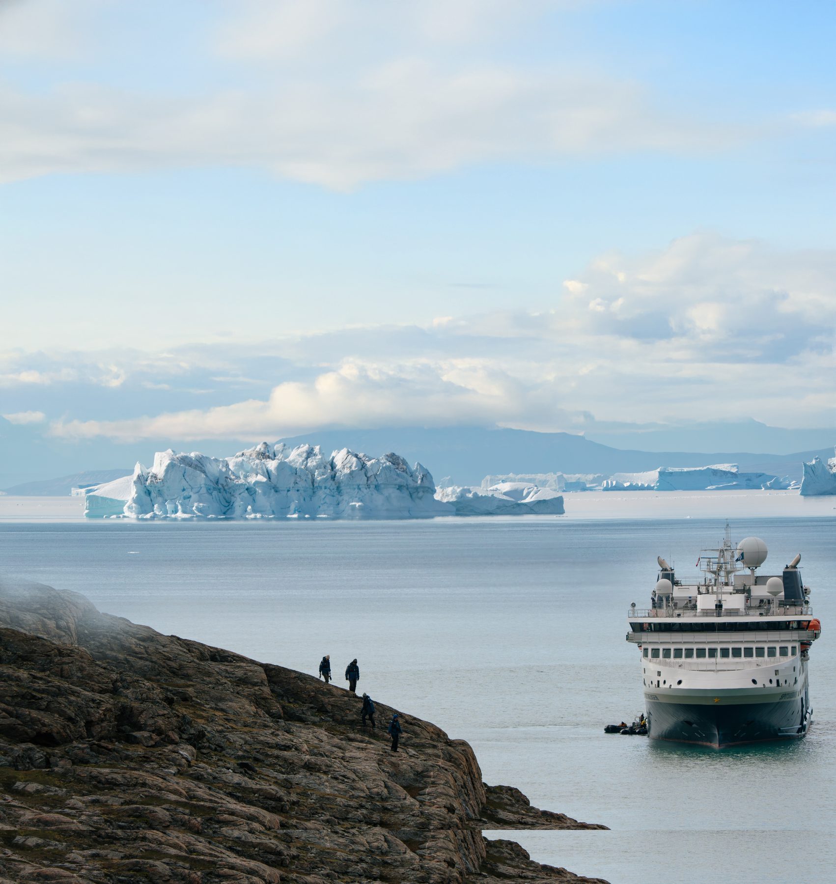MS Spitsbergen in Scoresby Sund, Greenland.