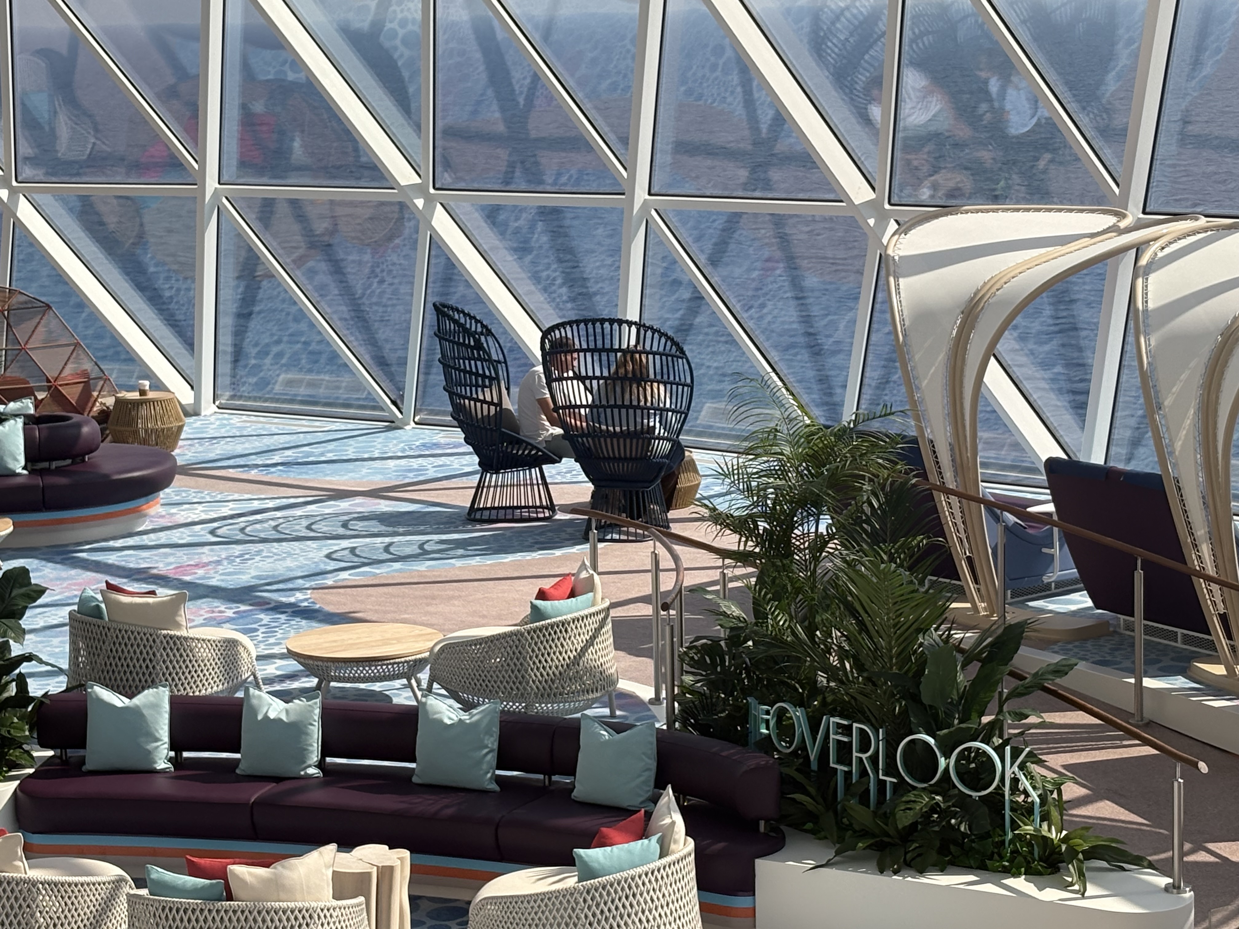 Legend of the Seas The Overlook Deck 14