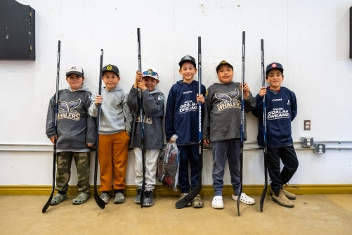 Young hockey players in Nunavut